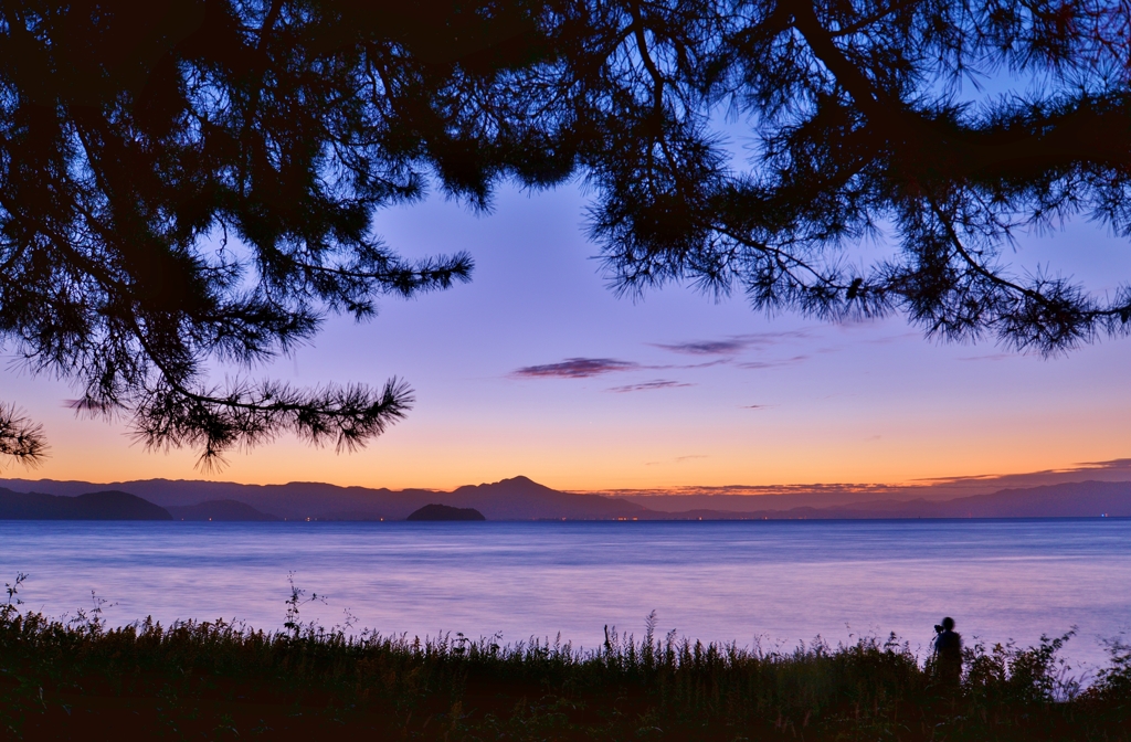 淡海朝明け