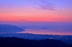 夜明けの奥琵琶湖
