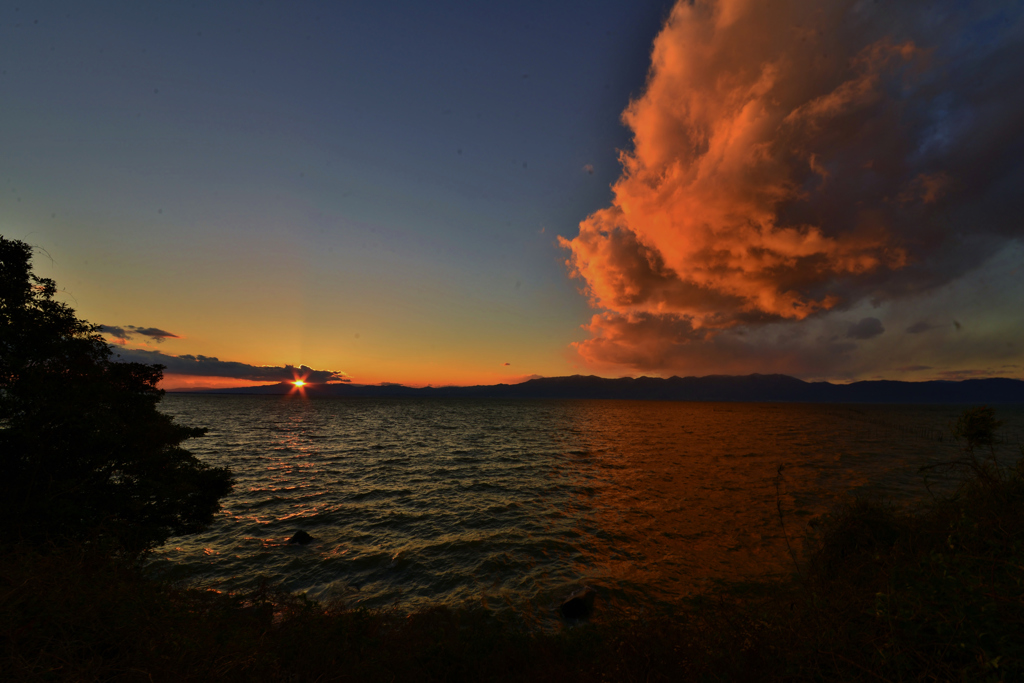 Lake Biwa Dragon story