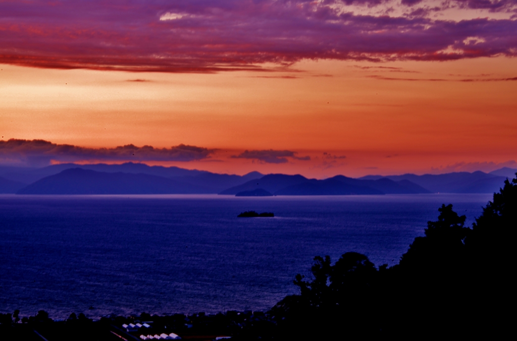 Lake Biwa of dusk