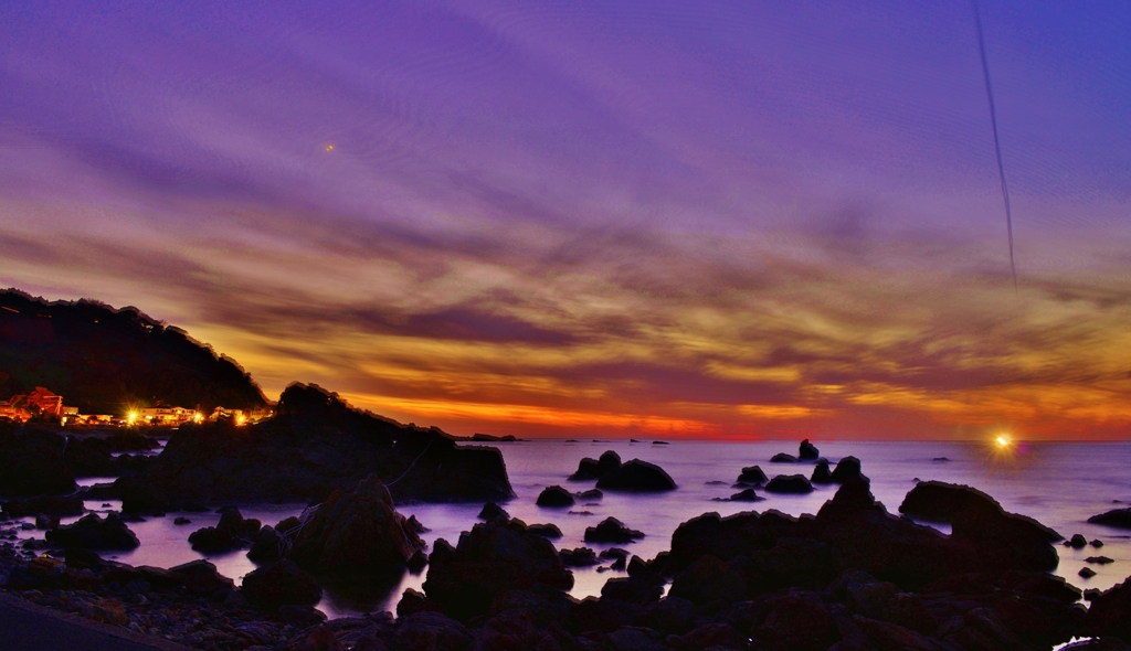 夕暮れの越前海岸