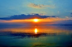 空と湖（うみ）