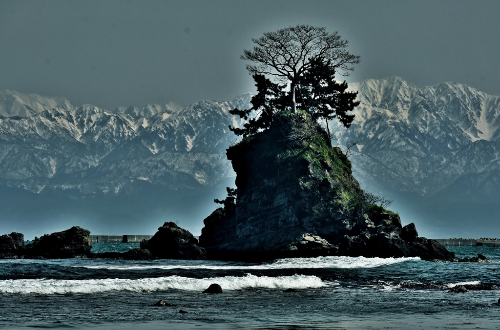 女岩と立山連峰