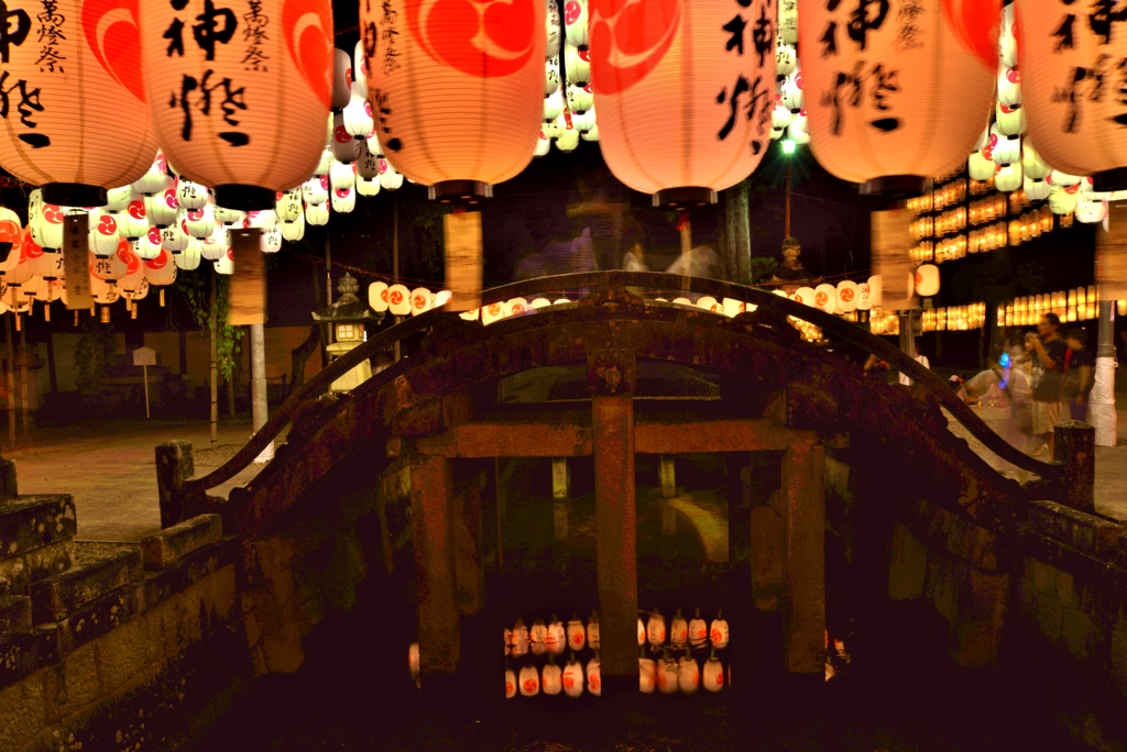 灯明の太鼓橋