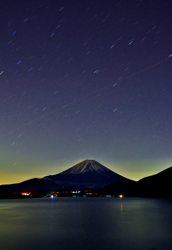 本栖湖の夜