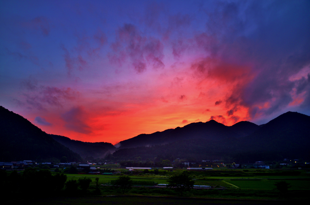 夕暮れ炎上・大原