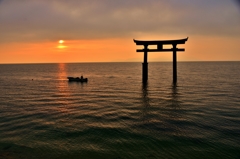 琵琶湖朝景