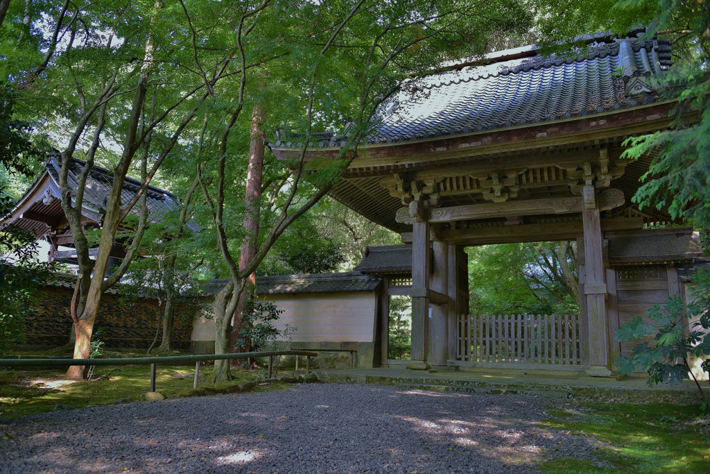 龍潭寺山門