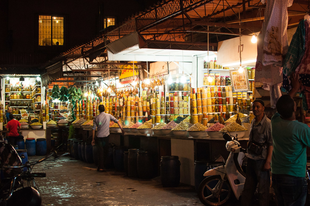 【モロッコ】夜の市場