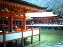 厳島神社。
