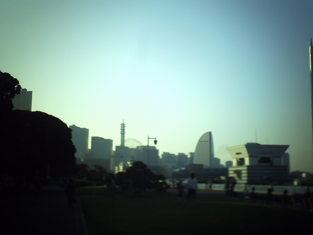 横浜