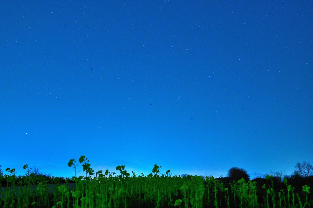 夜の青空