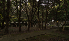 八代藩主廟前の灯籠