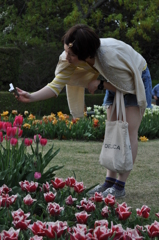 真剣なまなざしで