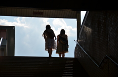 夏空に