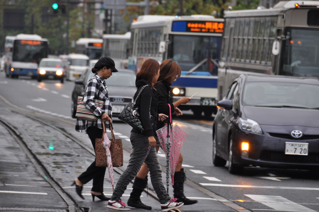 電車を降りて