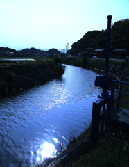 水門のある風景４