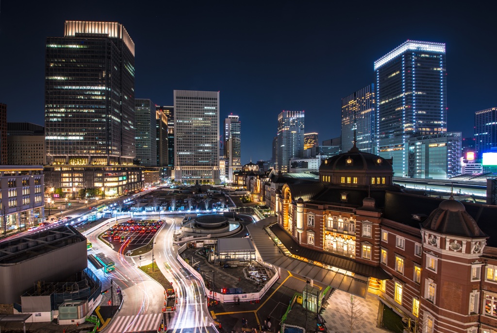 移ろい行く東京駅