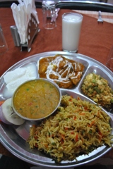 Let's eat Indhian Thali !!!