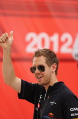 2012_04_F1_Vettel サイン会