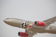 2012_04_F1_Gulf Air