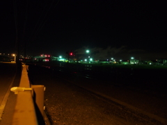 JRの線路近くで手持ち夜景練習
