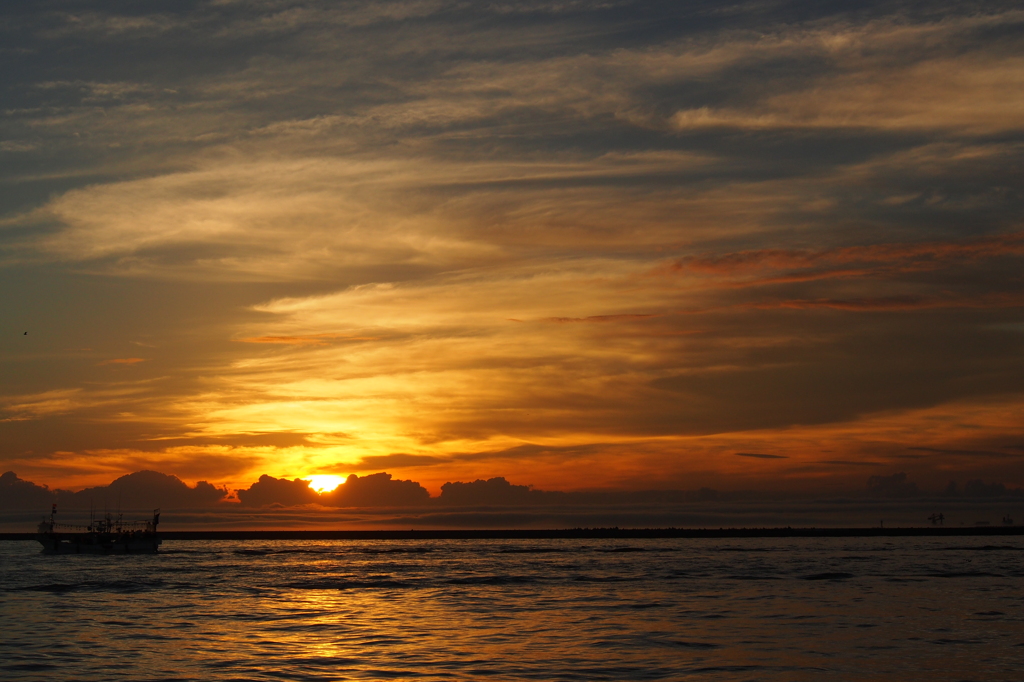 釧路港夕日　2012-09-13