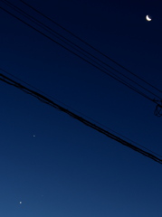 月と星 with 電線
