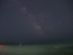 天の川と海霧