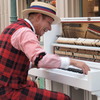 funny piano man