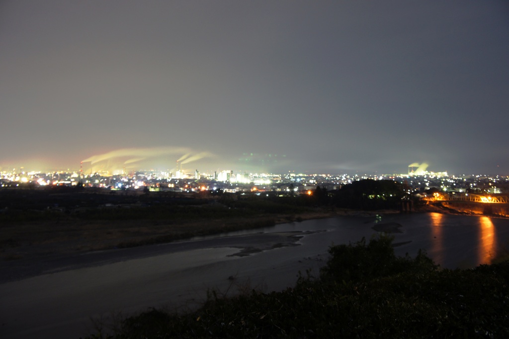 富士川SAより工場地帯