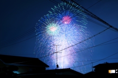 住宅地から見る花火