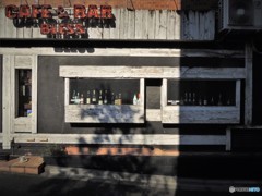 CAFE ＆ BAR