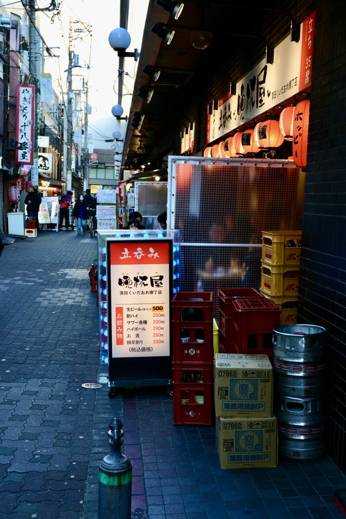 立ち呑み　晩杯屋