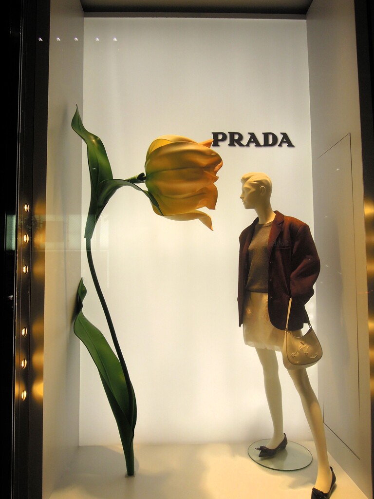 PRADA・・・