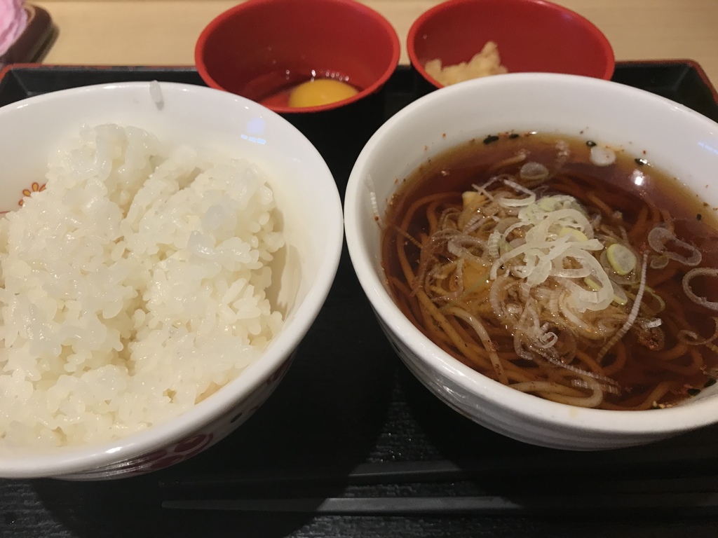 そば屋で朝食