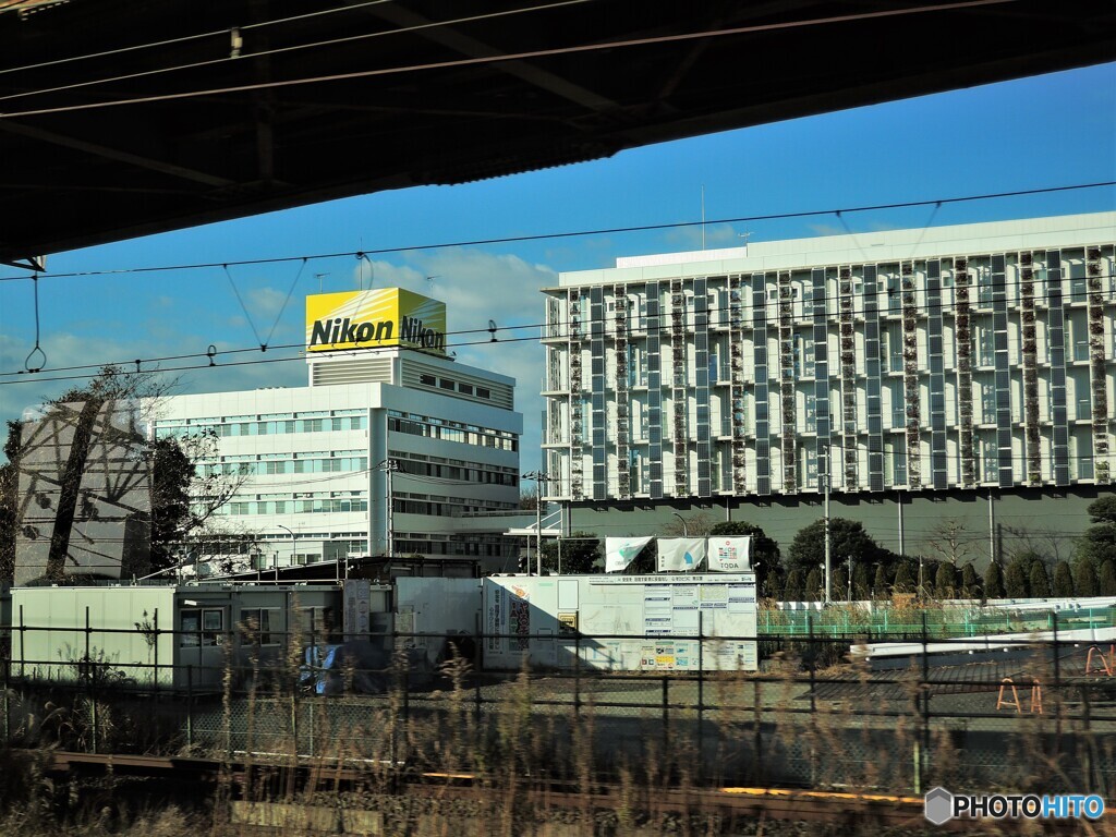 今日の車窓から・・・がんばれnikon！