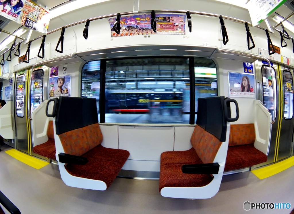Qちゃんズの冒険・・・東京駅に？
