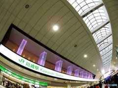 ここ、JR川崎駅