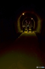 三人旅の一人乞食にならない隧道の旅