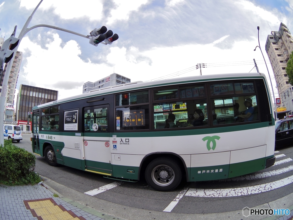 神戸市バス～(^^♪