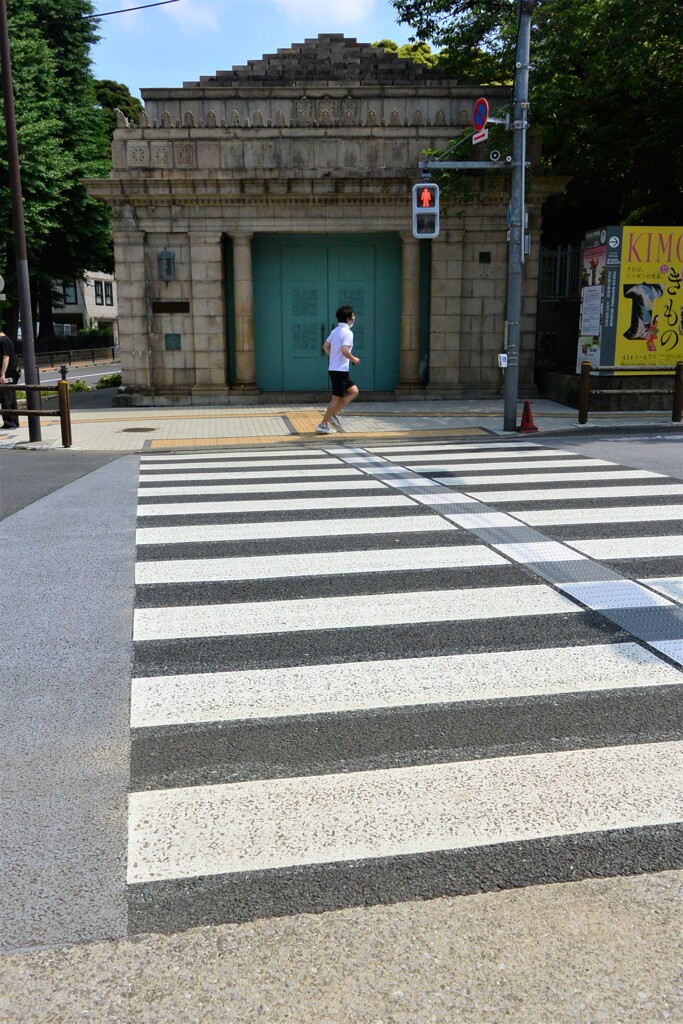 横断歩道・・・でね、