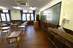 黒板って、光って見えませんでしたよねぇ