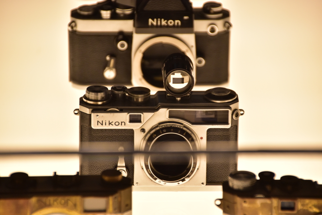 nikon