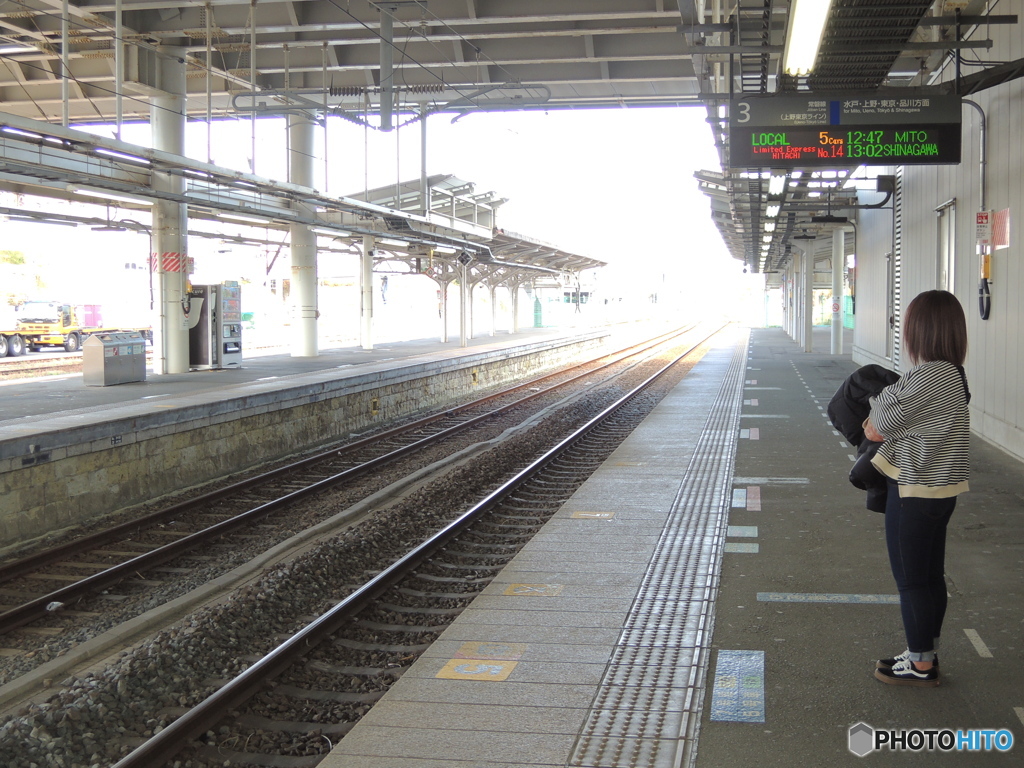 プラットホーム