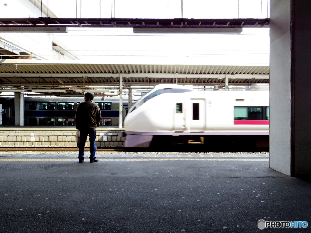 Qちゃんズの冒険・・・土浦～（上り特別急行電車の通過～）