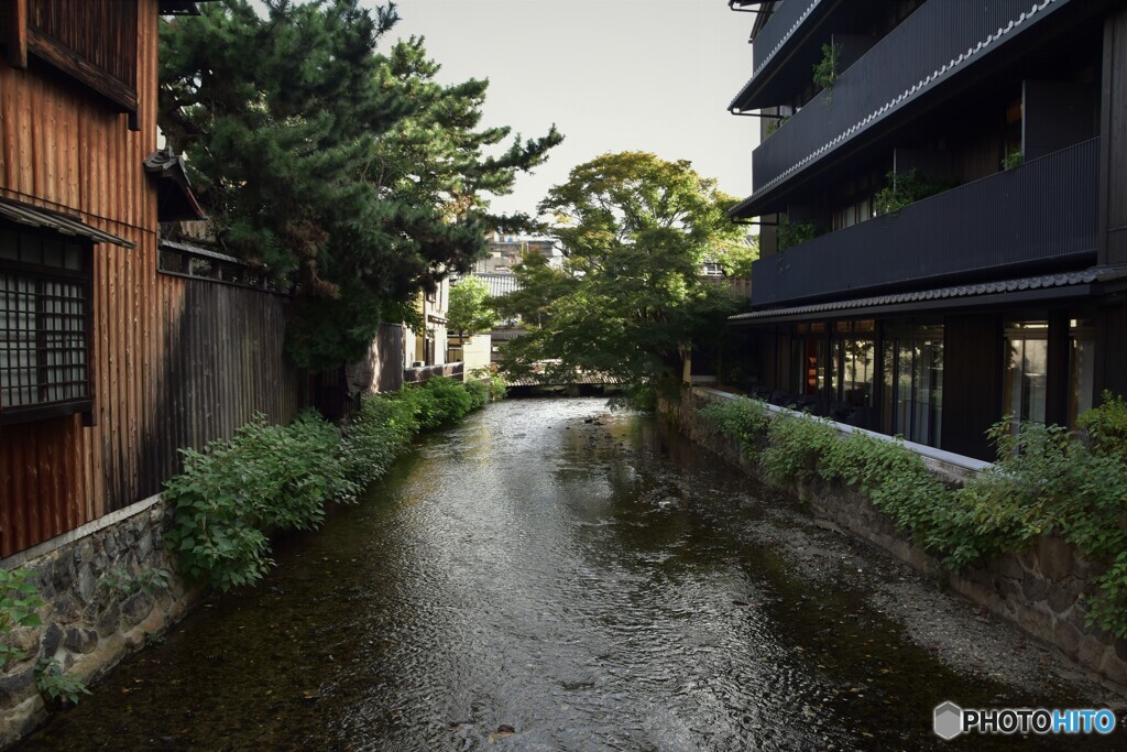 新門前通りから・・・