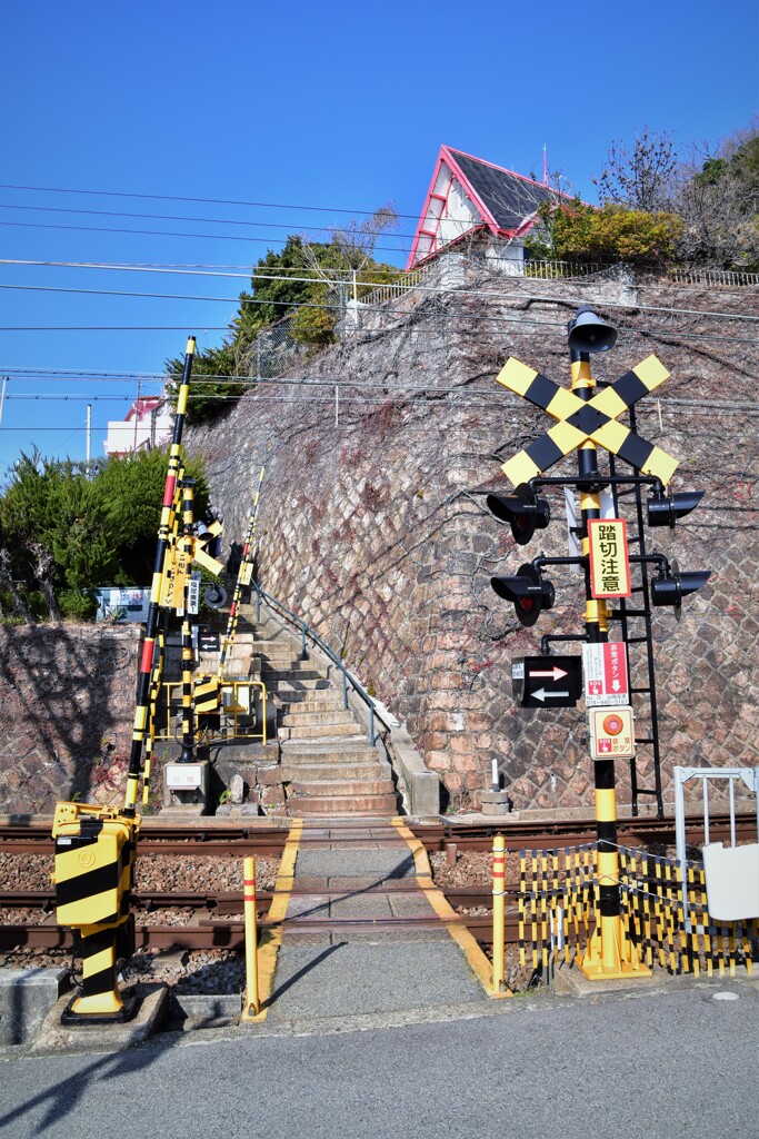 赤い屋根の家の帰路