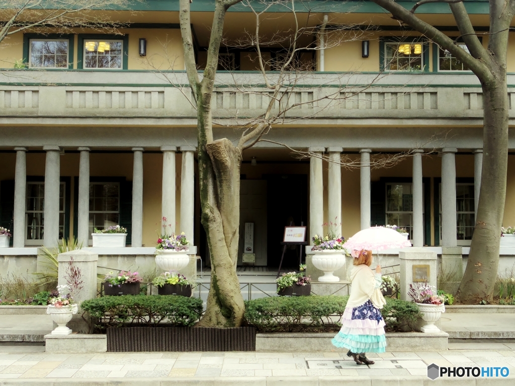 春の山手234番館
