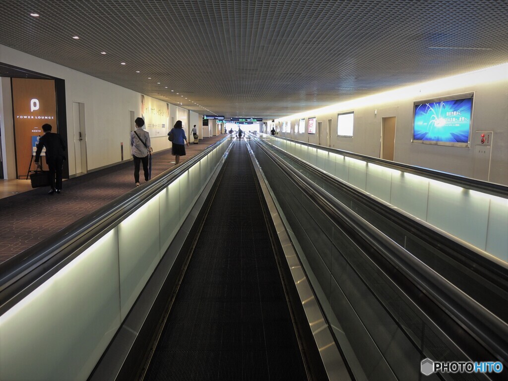 空間・・・羽田空港にて、